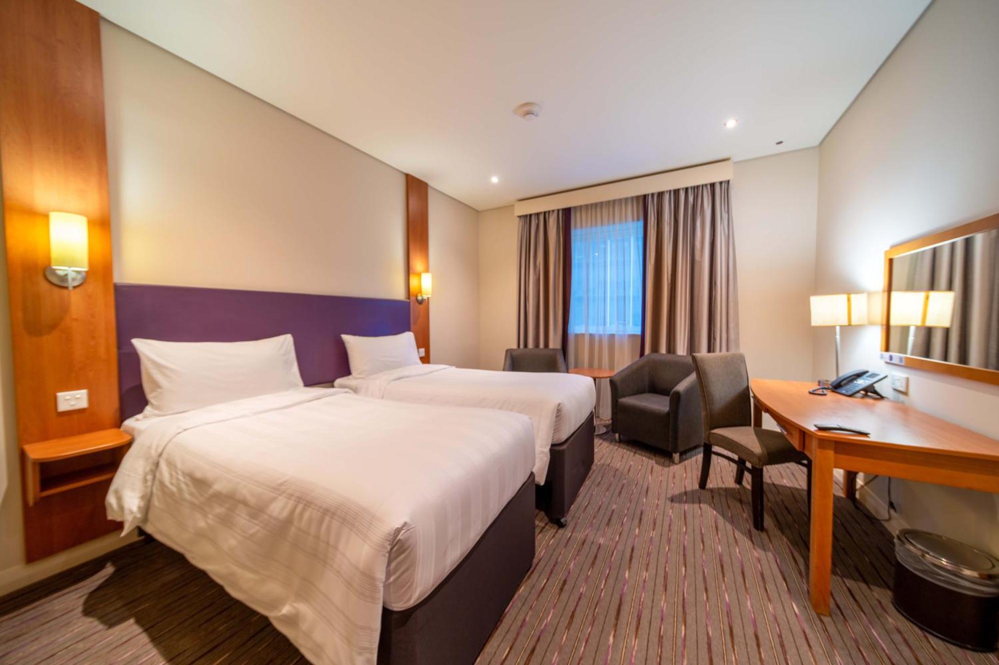 Premier Capital Centre Hotel 3*