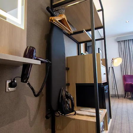 Premier Inn Abu Dhabi Capital Centre Room photo