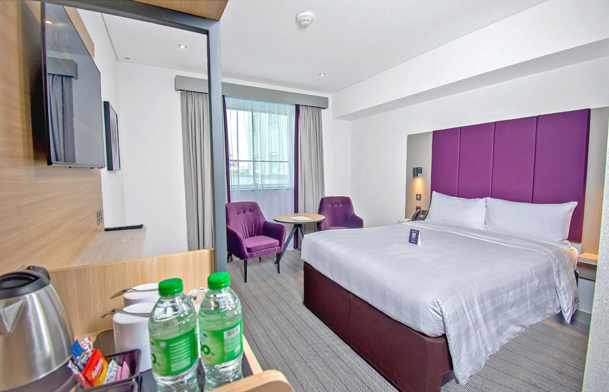 Hotel Premier Capital Centre 3*