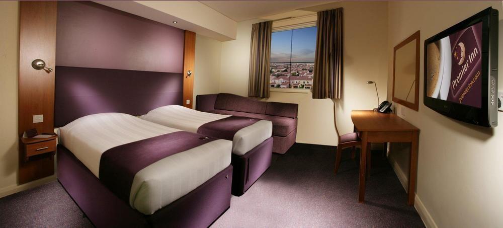 Premier Capital Centre Hotel